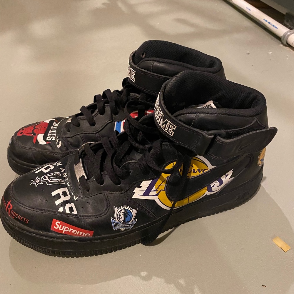 Air Force 1 NBA SUPREME size 12 black AND white